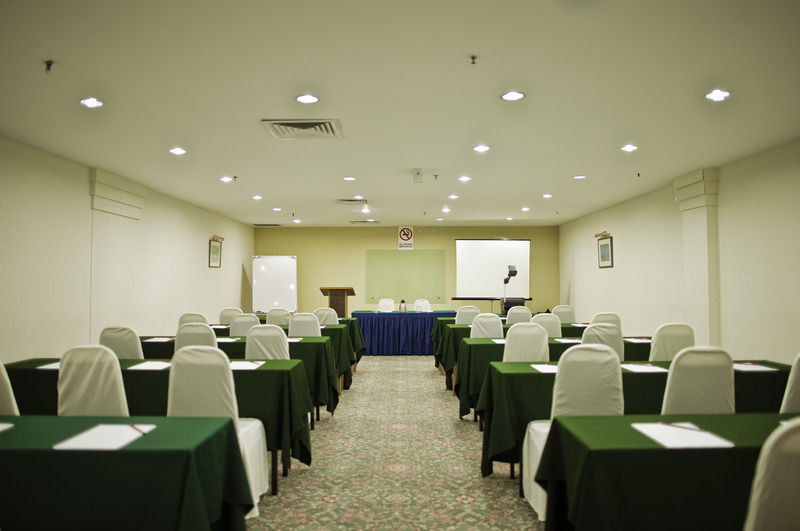 The Emperor Hotel Malacca 外观 照片