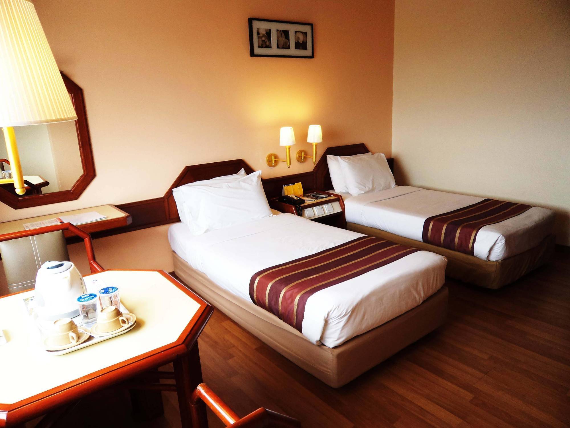 The Emperor Hotel Malacca 外观 照片