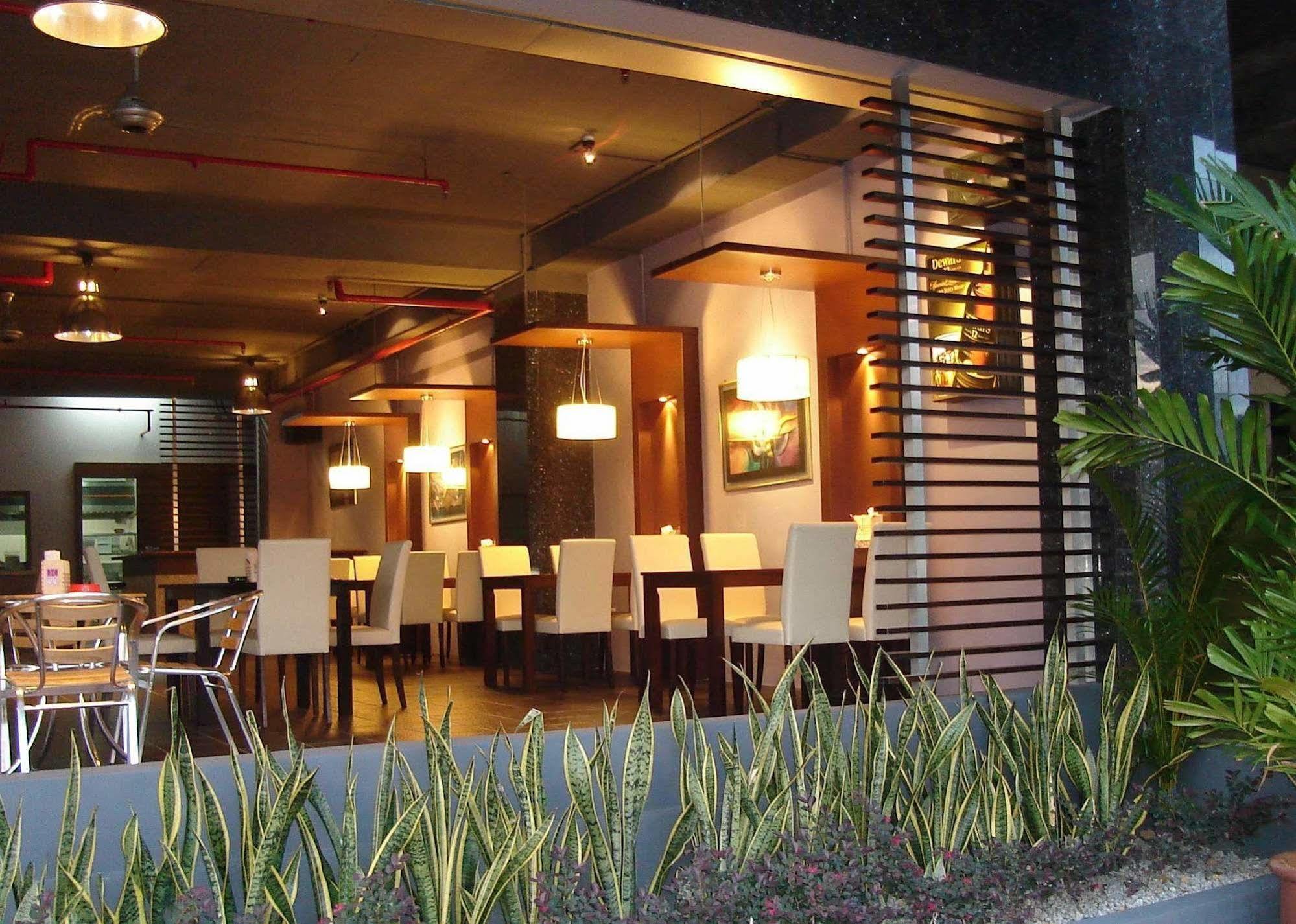 The Emperor Hotel Malacca 外观 照片