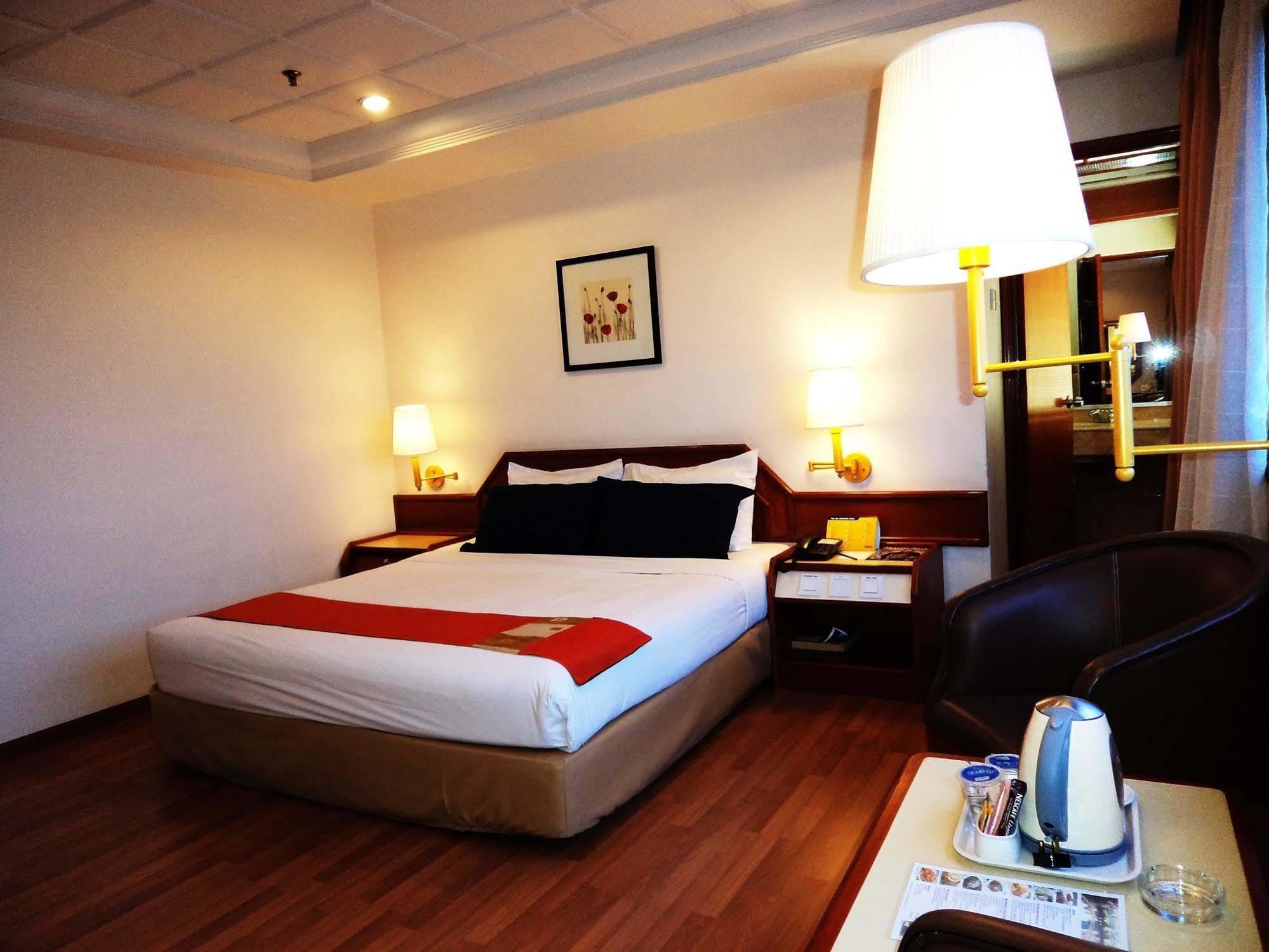 The Emperor Hotel Malacca 外观 照片