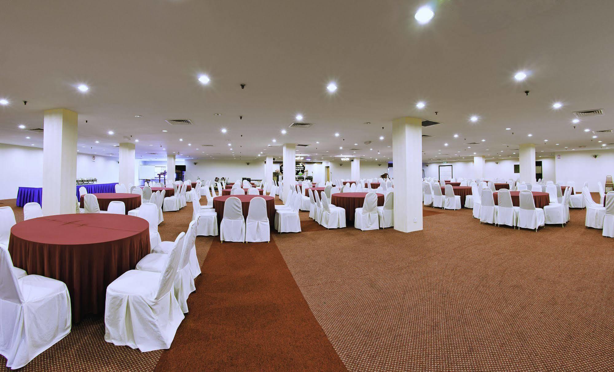 The Emperor Hotel Malacca 外观 照片